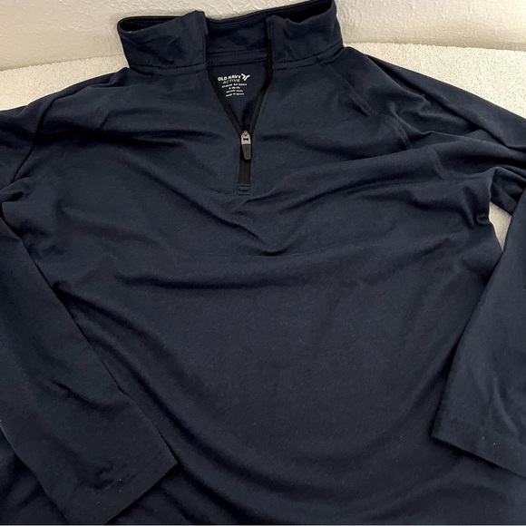 Old Navy Active Boys Cloud 94 Soft Navy Thumbholes Long Sleeve S(6-7) Go Dry EUC - Picture 4 of 6
